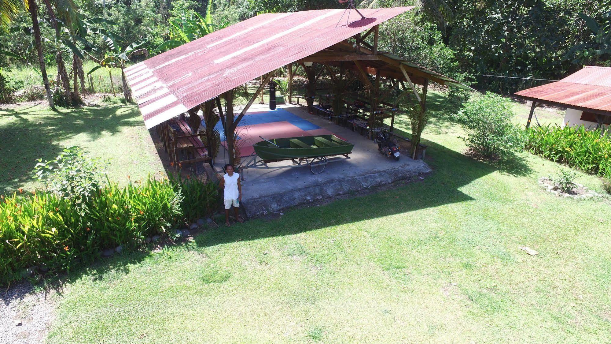 Kenaki Lodge Puerto Viejo de Talamanca Exterior foto